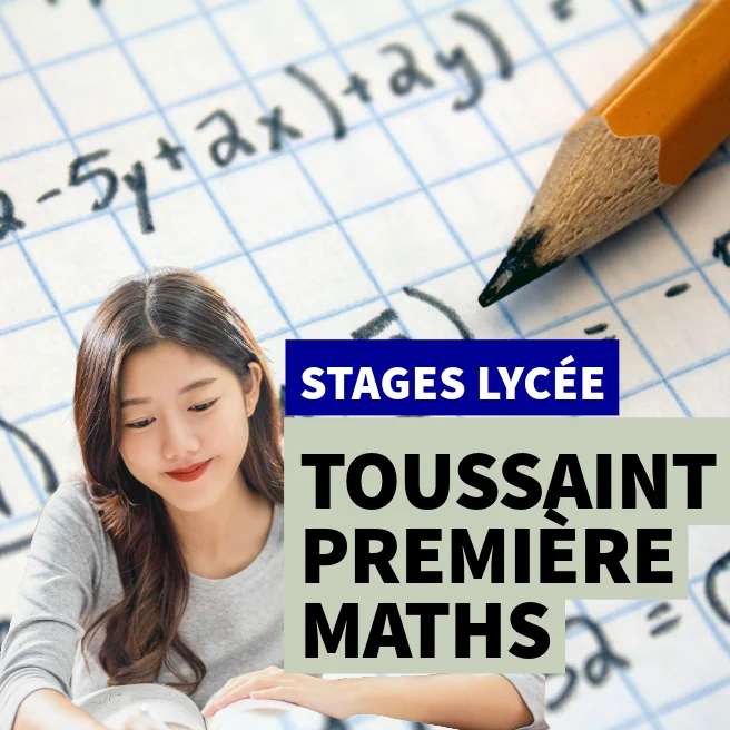 Élève en Première révisant les mathématiques pendant le stage intensif de la Toussaint à Ipécom Paris, avec cahier et formules au tableau.