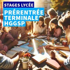 Élèves de Terminale travaillant en groupe sur une carte de géographie pendant le stage de prérentrée HGGSP à Ipécom Paris.