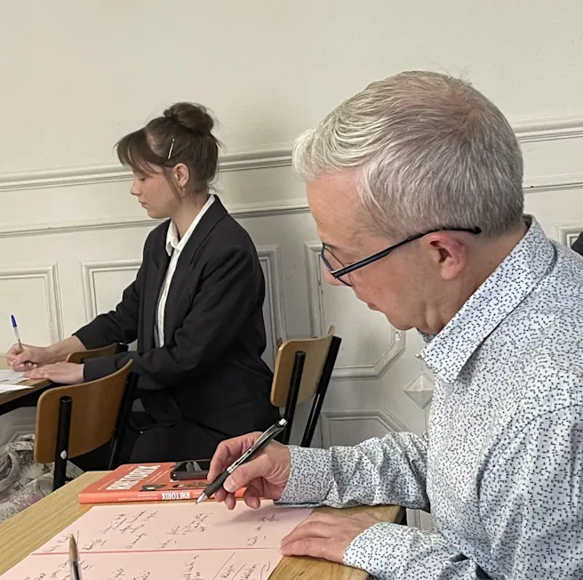Évaluation en direct par le jury.