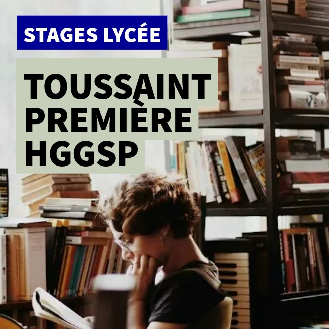 Élève de Première révisant en bibliothèque – Stage intensif HGGSP Toussaint à Ipécom Paris