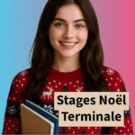 Lycéenne souriante en pull de Noël tenant des cahiers, illustrant les stages intensifs de Terminale à Ipécom Paris pendant les vacances de Noël.