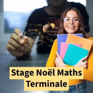 Élève souriante tenant des cahiers, représentant le stage de Noël en mathématiques pour les élèves de Terminale à Ipécom Paris.