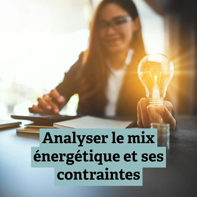 Élève analysant des données avec une ampoule, illustration du mix énergétique mondial et de ses contraintes (Terminale).