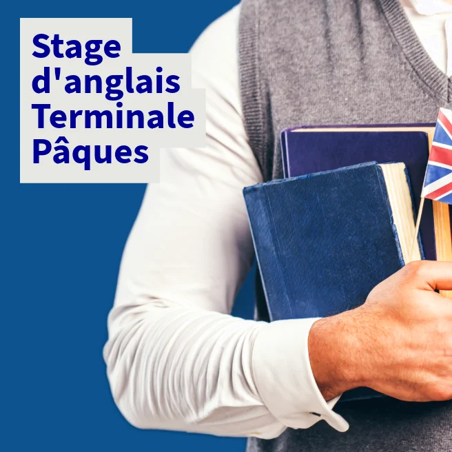Stage d’anglais Terminale à Pâques : élève tenant des livres avec drapeau britannique – Ipécom Paris