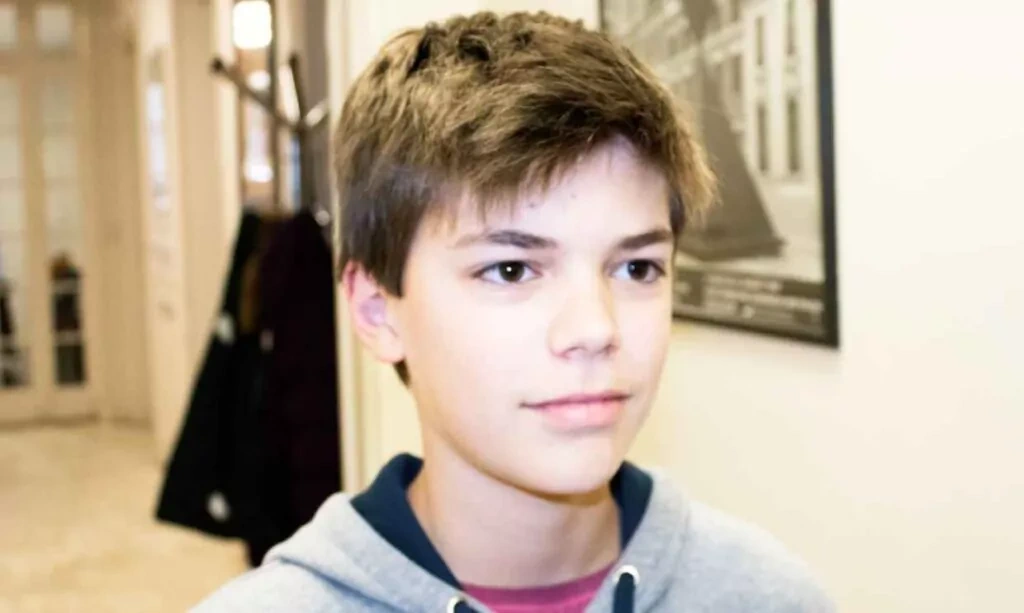Élève de collège accompagné à Ipécom Paris dans un cadre adapté aux profils HPI.